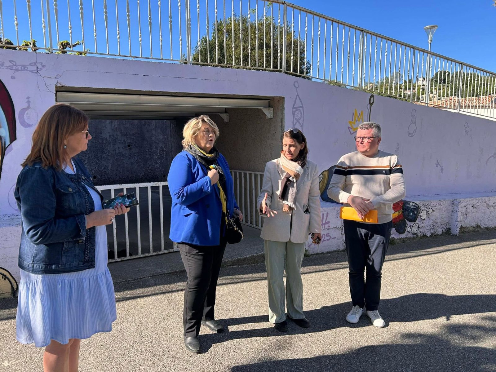 Saint-Julien-de-Peyrolas : le maire mobilisé contre la fermeture d’une classe