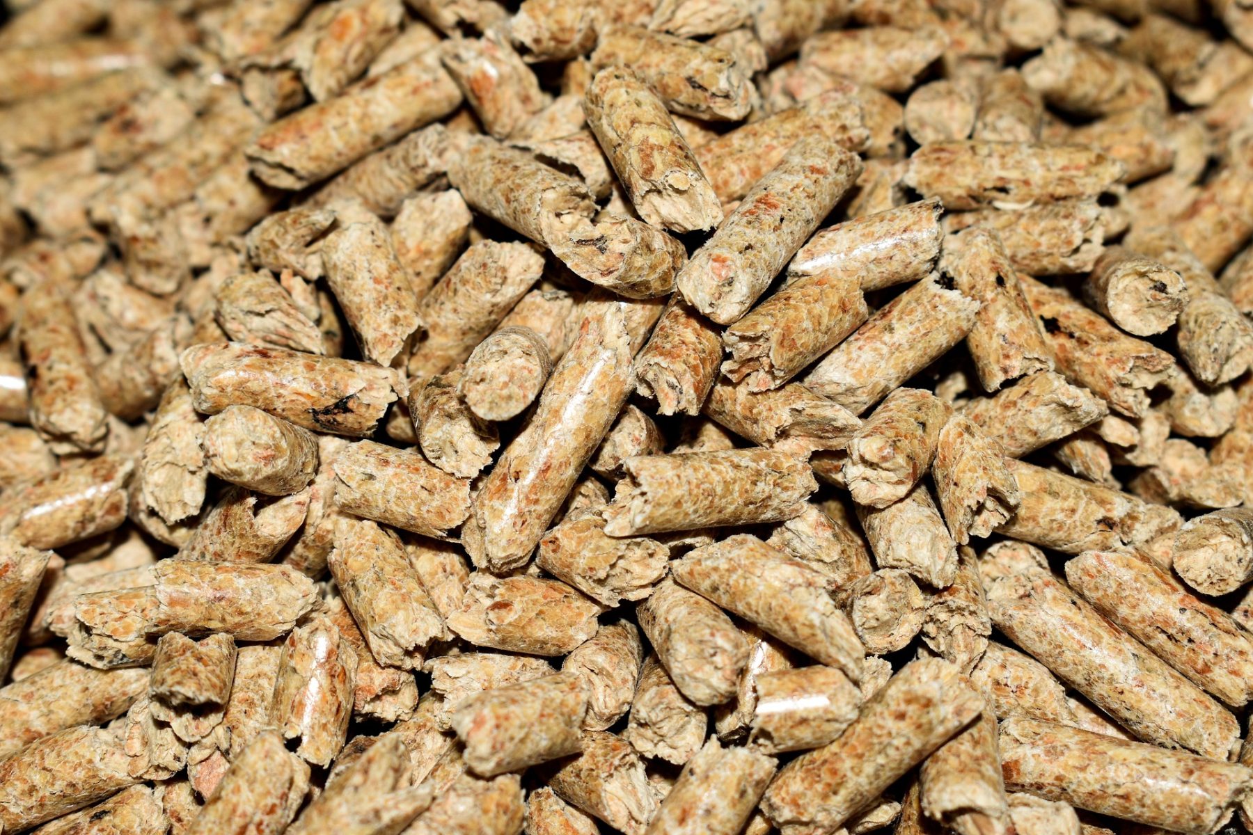 Gard rhodanien : Que Choisir Ensemble Alès lance un achat groupé de pellets pour faire baisser la facture des ménages