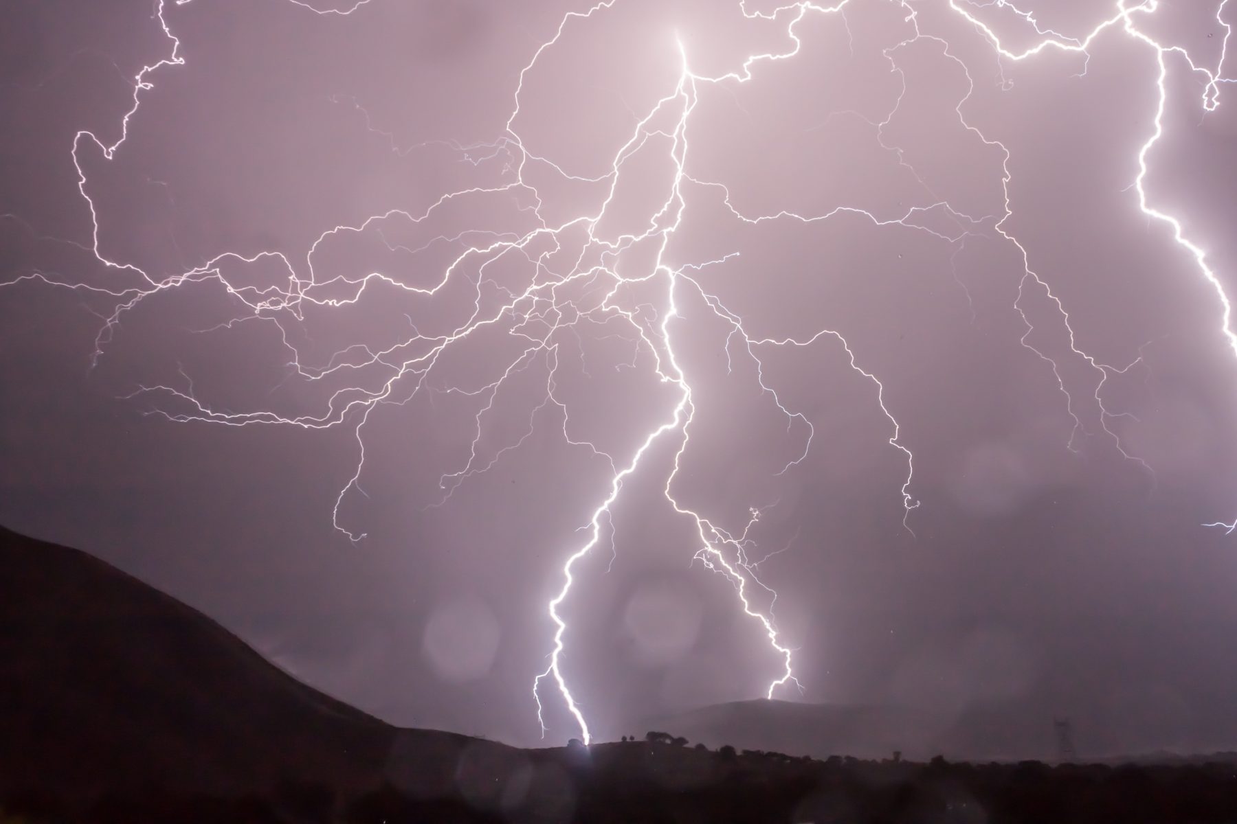 Vigilance Rouge Pluie-Inondations : le point en direct sur la situation