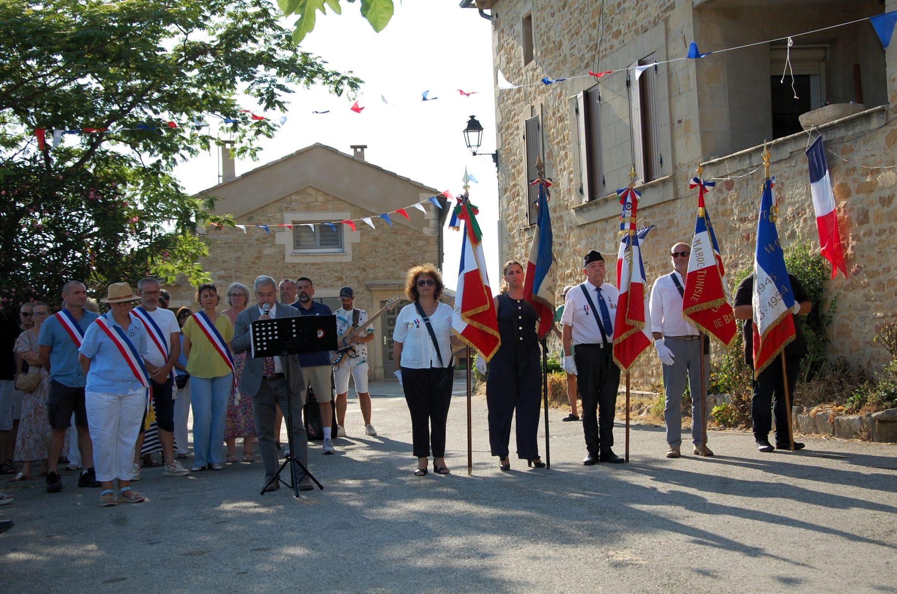 Cérémonie du 14 Juillet à SABRAN : une célébration républicaine conviviale et chaleureuse