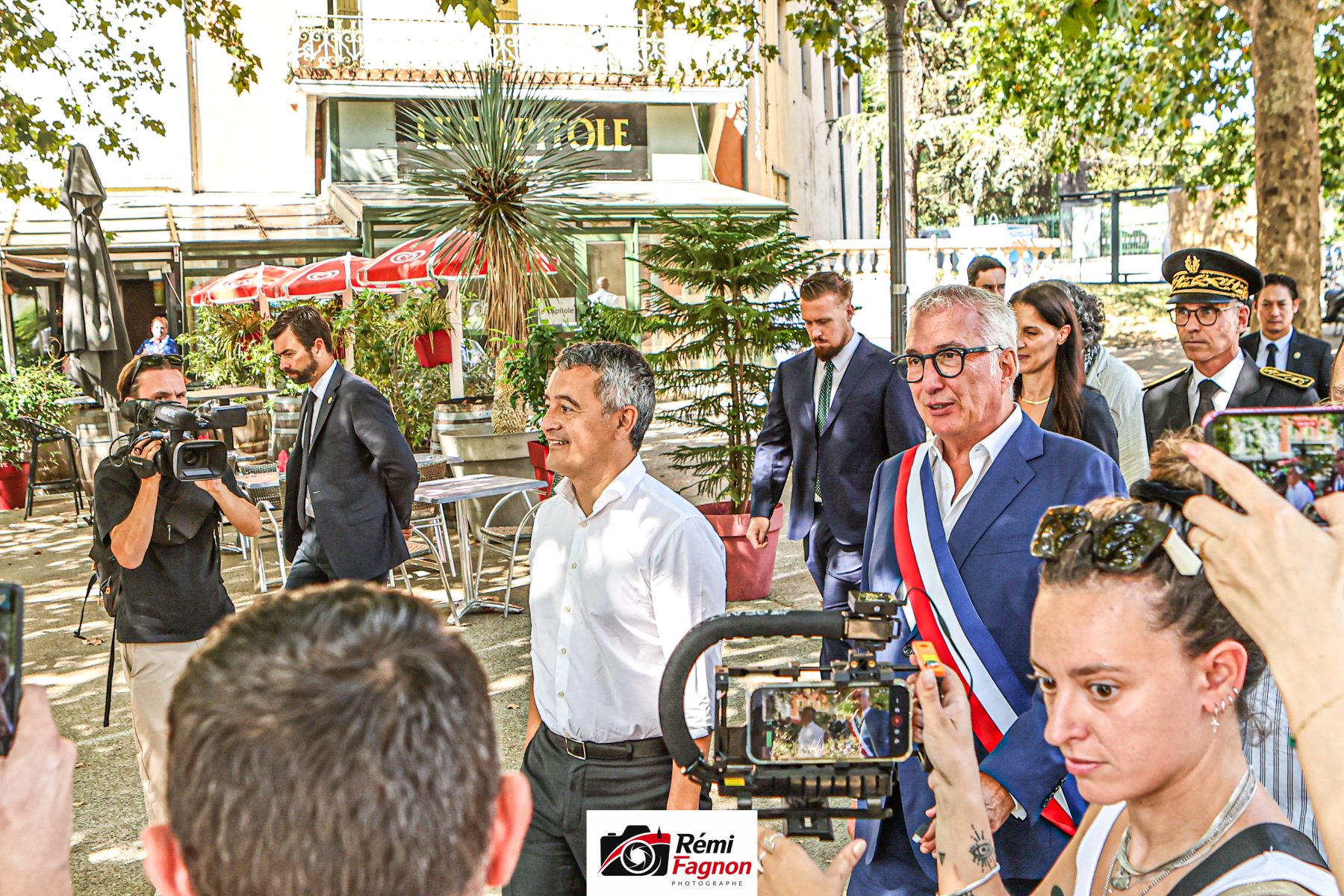 En visite à Alès, Gérald Darmanin soutient Christophe Rivenq et annonce la création d’un tribunal pour enfants