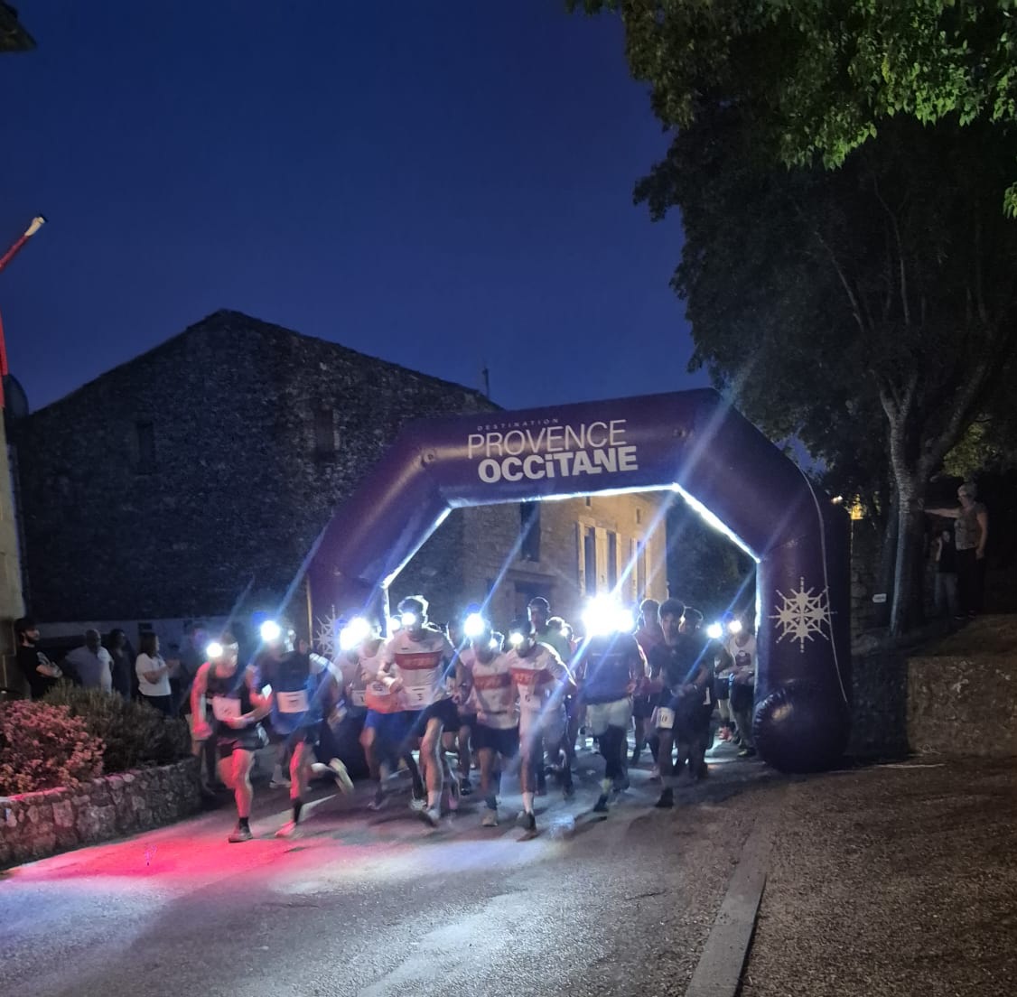 Verfeuil : Vivien France et Céline Bonavita remportent la Nocturne du Bois de Cuègne, venue clôturer le Challenge Trail Provence Occitane