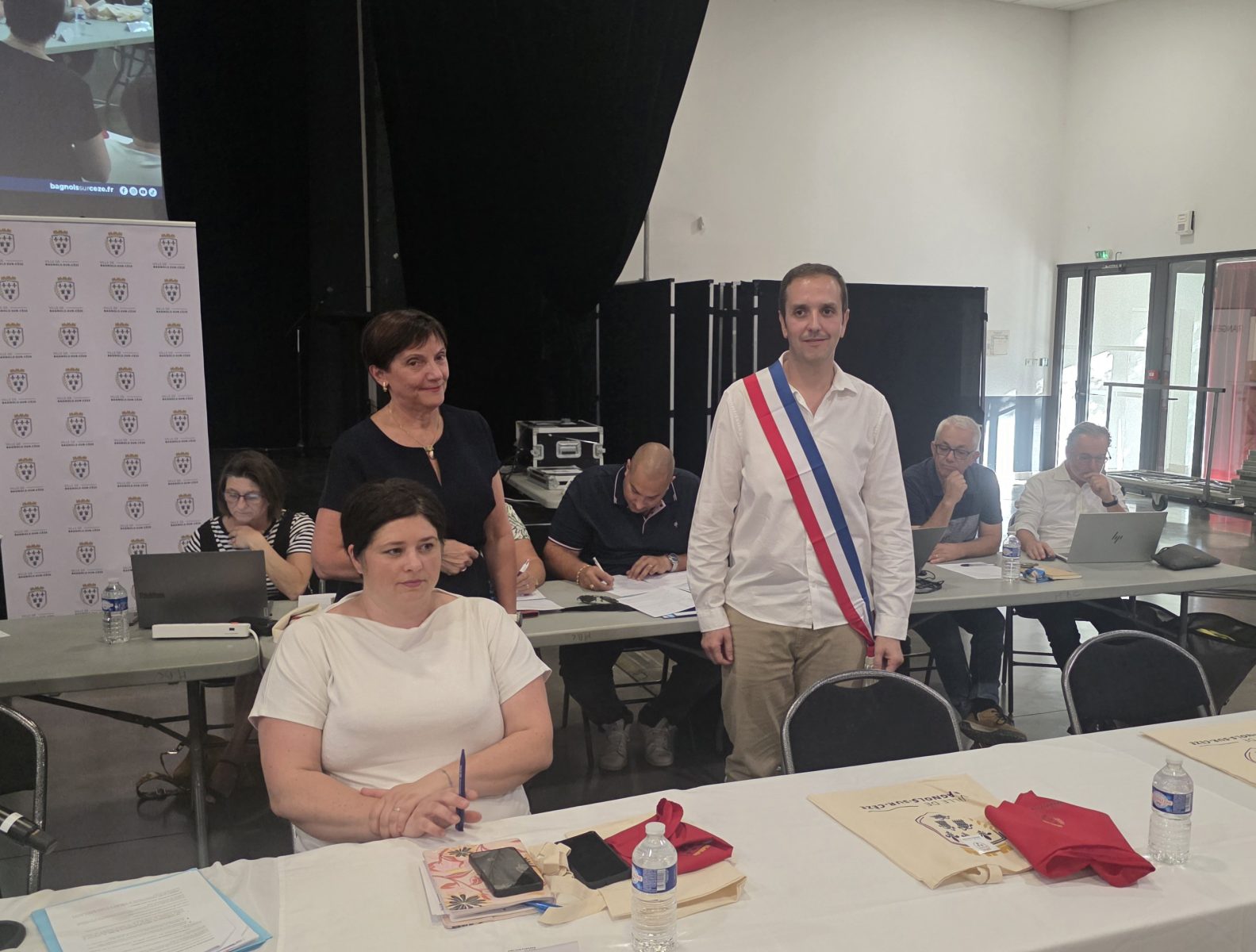 Bagnols-sur-Cèze : Anthony Laconi élu 7e adjoint, deux nouveaux conseillers entrent au conseil municipal