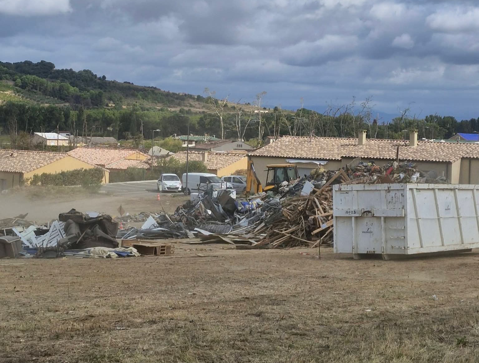 Bagnols-sur-Cèze vote une aide de 2 000 euros pour le village de Pomas après la tornade