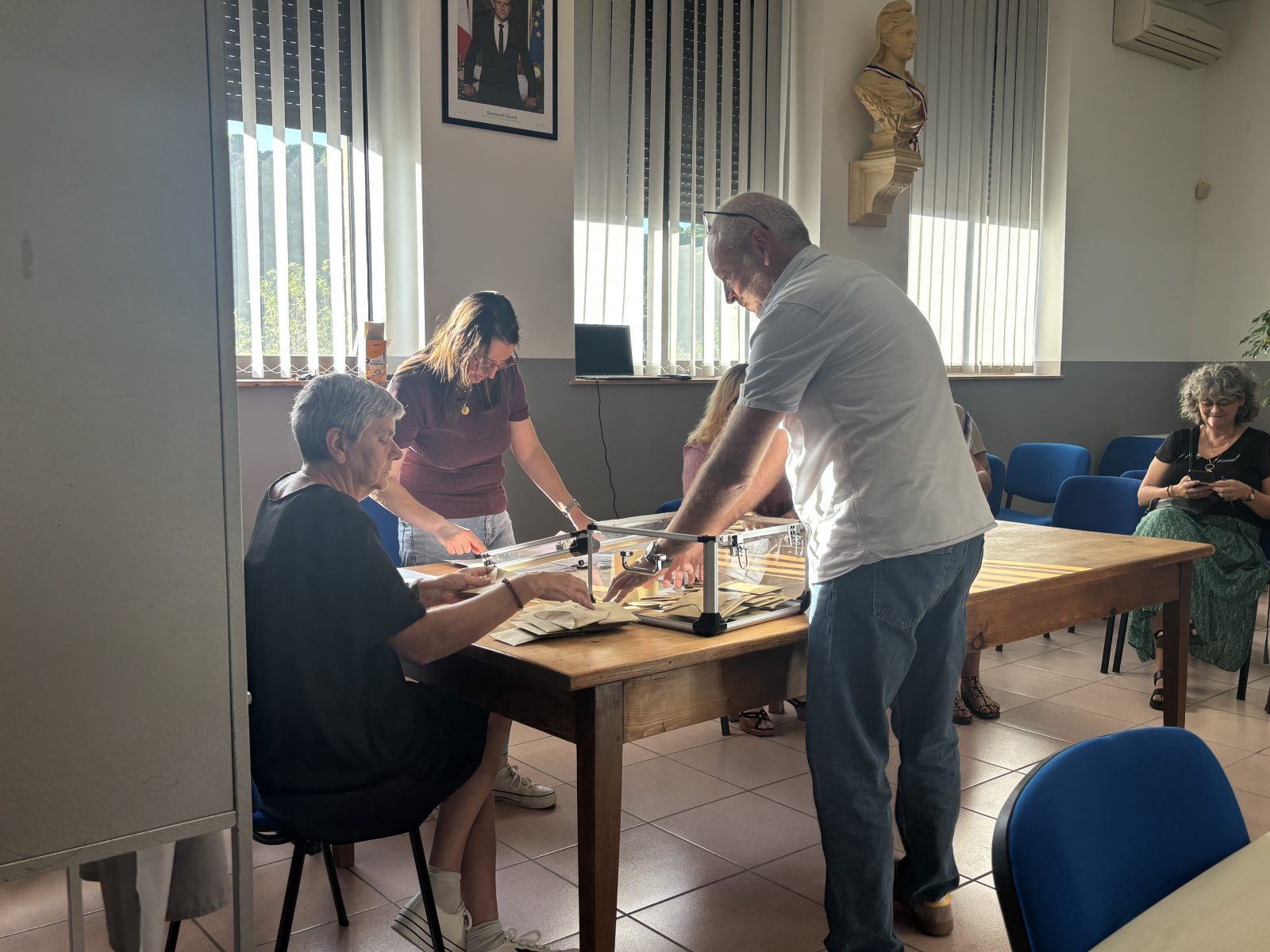 Saint-Étienne-des-Sorts : les habitants rejettent les projets d’extension de la carrière et de déchèterie professionnelle