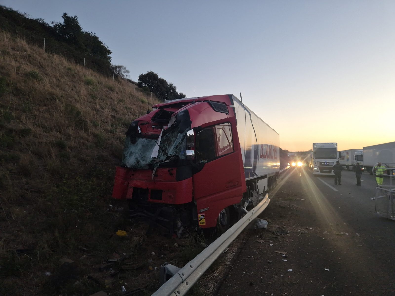 A9 : la circulation a repris sur deux voies après l’accident d’un poids lourd à Roquemaure