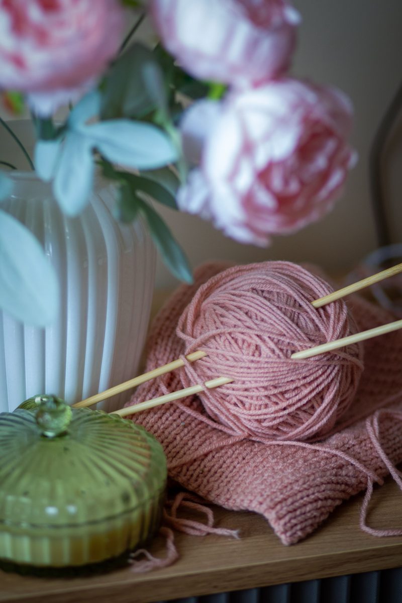 Bagnols Commerces : des ateliers de tricot proposés par l’asso au profit d’Octobre Rose