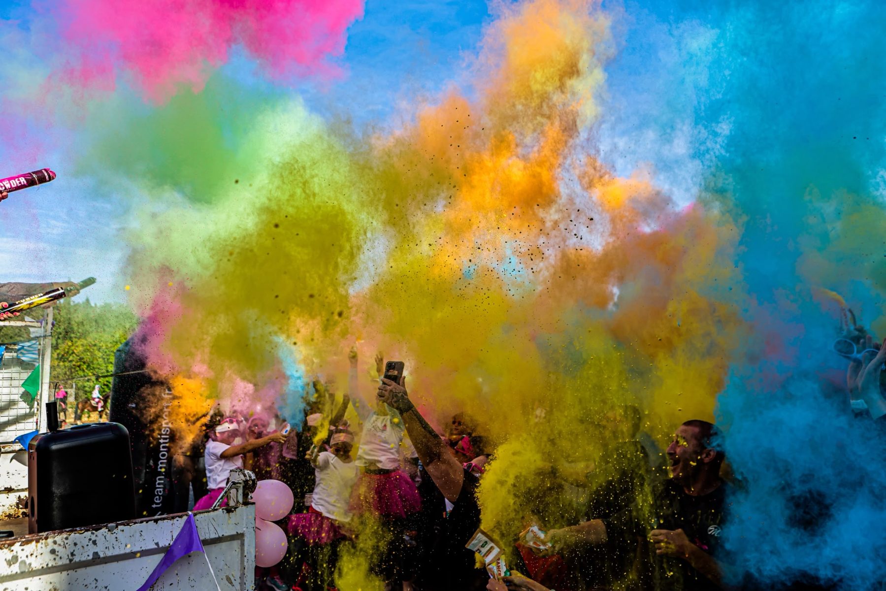 Laudun-l’Ardoise : plus de 500 participants, un record pour la Color Run d’Octobre Rose