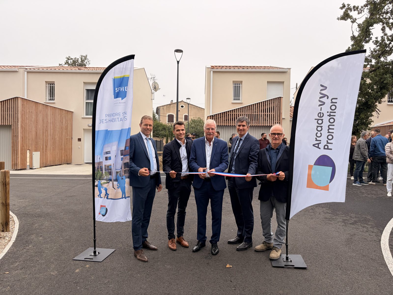 Rochefort-du-Gard : la résidence L’Écrin des Chênes et ses 21 logements sociaux inaugurés